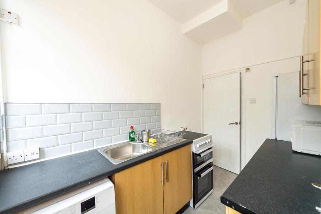Room In Anfield Liverpool Luaran gambar